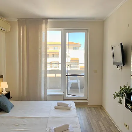 C419 Steps From The Apartman Obzor